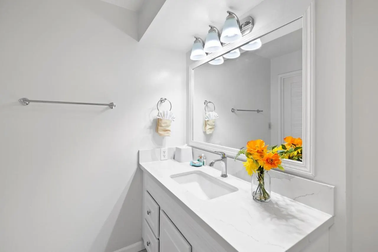 Cozy Mountain View Haven With Free Parking! Apartment Honolulu 0*,  United States